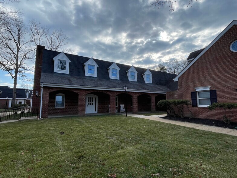 More Photos Of 11325 Pembrooke Sq, Waldorf Medical For Sale