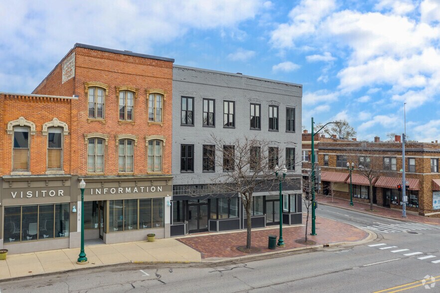 More Photos Of 100-102 W Michigan Ave, Ypsilanti Storefront Retail Office For Lease