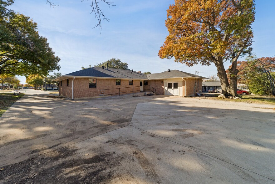 More Photos Of 7790 Main St, Frisco Office Residential For Sale