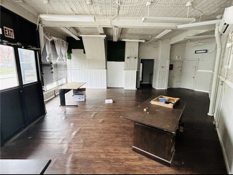 More Photos Of 168 Dean St, Providence Storefront Retail Residential For Lease