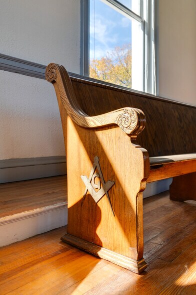 More Photos Of 520 N 25th St, Richmond Lodge Meeting Hall For Lease