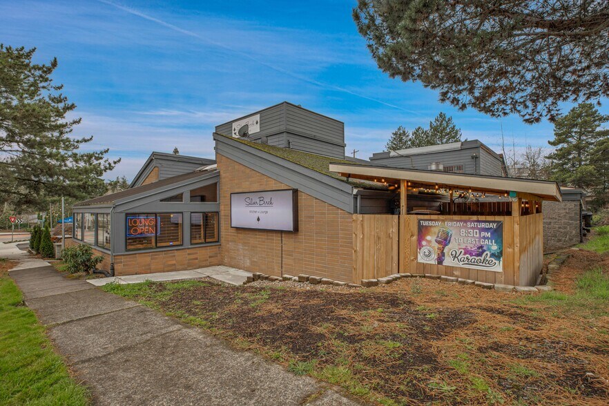 More Photos Of 9225 SW Allen Rd, Portland Restaurant For Sale