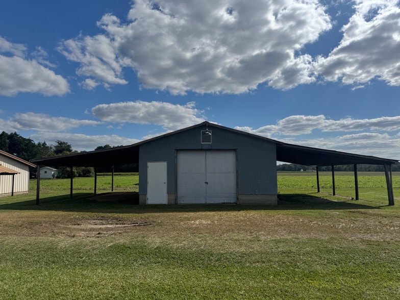 More Photos Of 2898 US-701 Hwy, Four Oaks Industrial For Sale