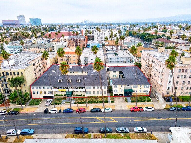 More Photos Of 411-425 S Alexandria Ave, Los Angeles Apartments For Sale