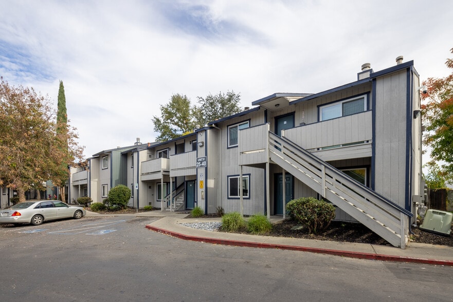 More Photos Of 2228 Edison Ave, Sacramento Apartments For Sale