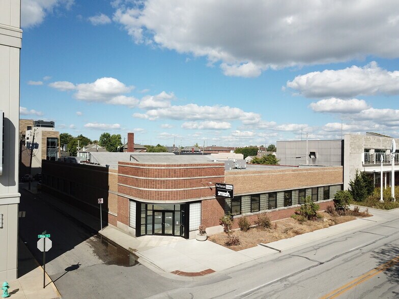 More Photos Of 600 E Ohio St, Indianapolis Storefront Retail Office For Lease