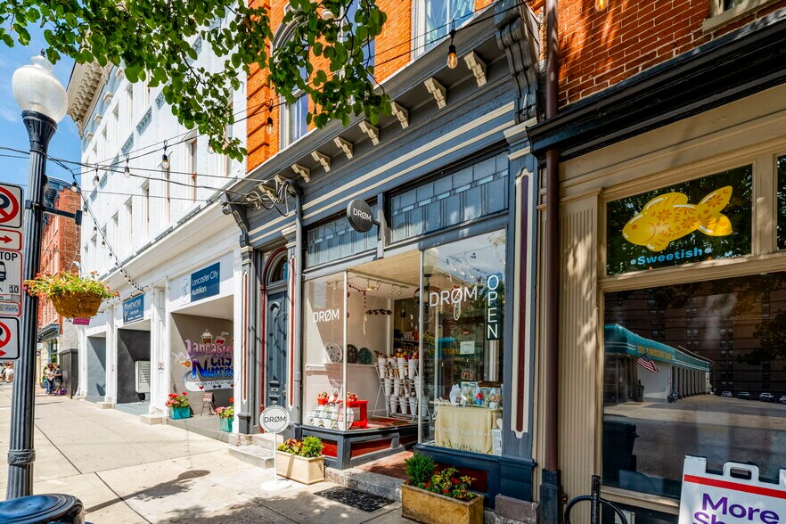 More Photos Of 305 N Queen St, Lancaster Storefront Retail Residential For Sale