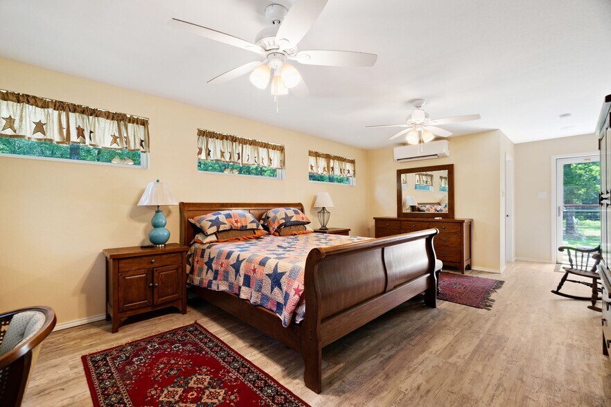 More Photos Of 821 County Road 43830, Paris Multifamily For Sale