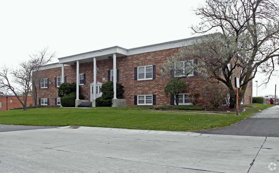 Primary Photo Of 3801 Monarch Dr, Racine Coworking Space