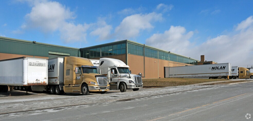 More Photos Of 134 Bethridge Rd, Toronto Warehouse For Lease