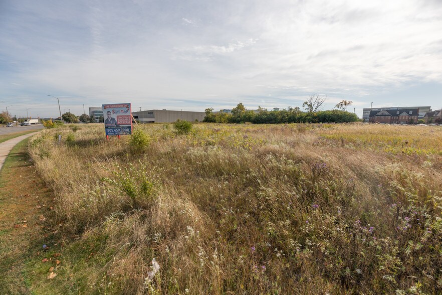 More Photos Of 2050 Meadowvale Blvd, Mississauga Loft Creative Space For Sale