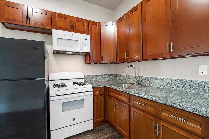 More Photos Of 317 5th St, Marysville Apartments For Sale