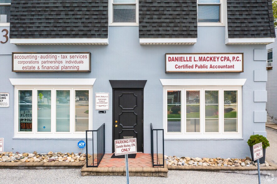 More Photos Of 13 St. Albans Cir, Newtown Square Office For Lease