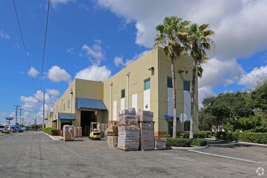 More Photos Of 755 NW 17th Ave, Delray Beach Industrial For Lease