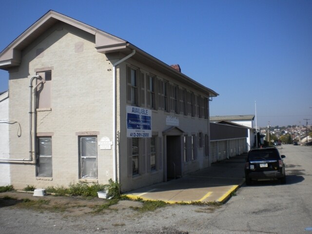 More Photos Of 1900 Liberty St, Mount Pleasant Manufacturing For Lease