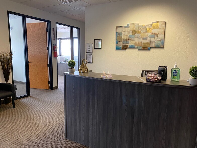 More Photos Of 2301 W Dunlap Ave, Phoenix Unknown For Lease