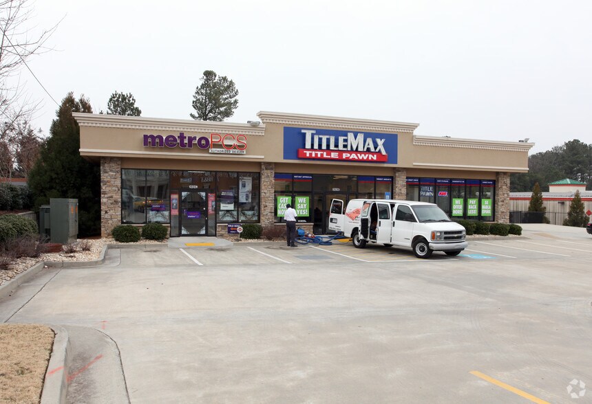 Primary Photo Of 2028 Scenic Hwy N, Snellville Freestanding For Lease