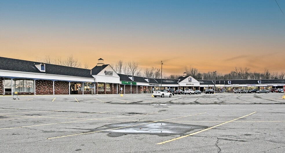 More Photos Of 4705-4813 Liberty Ave, Vermilion Unknown For Lease