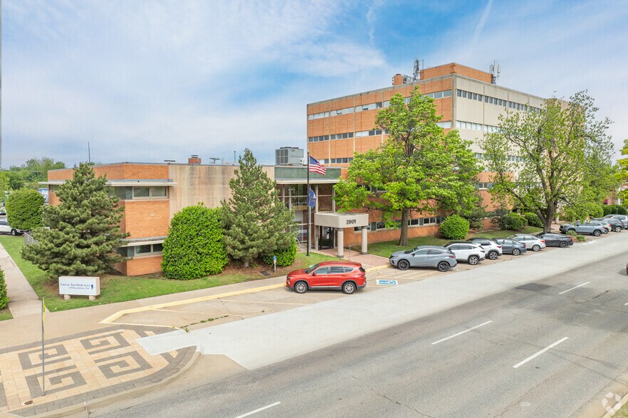 More Photos Of 2901-2915 N Classen Blvd, Oklahoma City Office For Lease