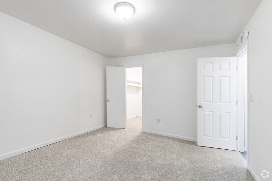 More Photos Of 768-776 Triangle St, Blacksburg Apartments For Sale