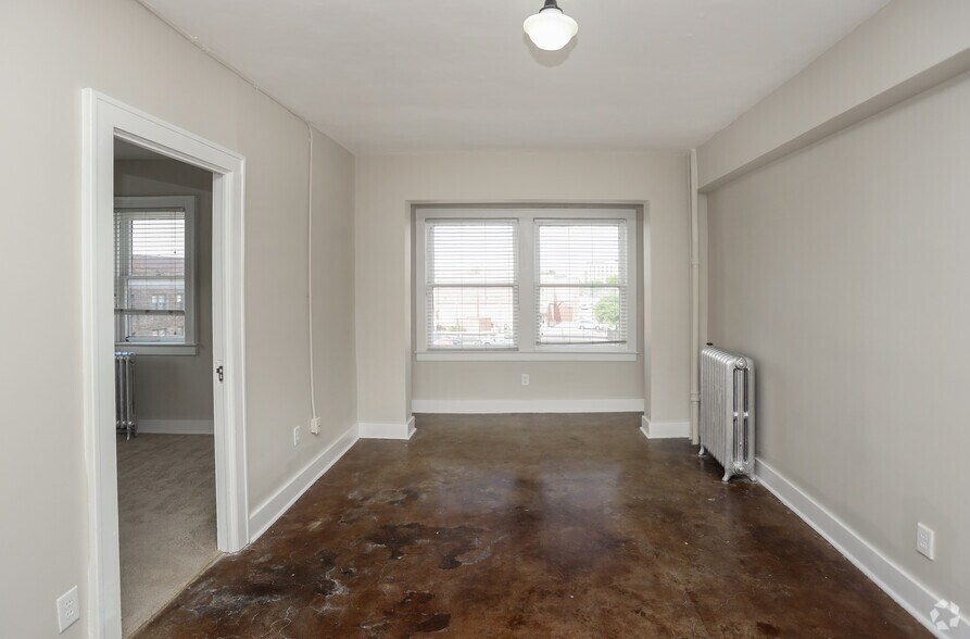 More Photos Of 111 E 16th St, Indianapolis Apartments For Lease