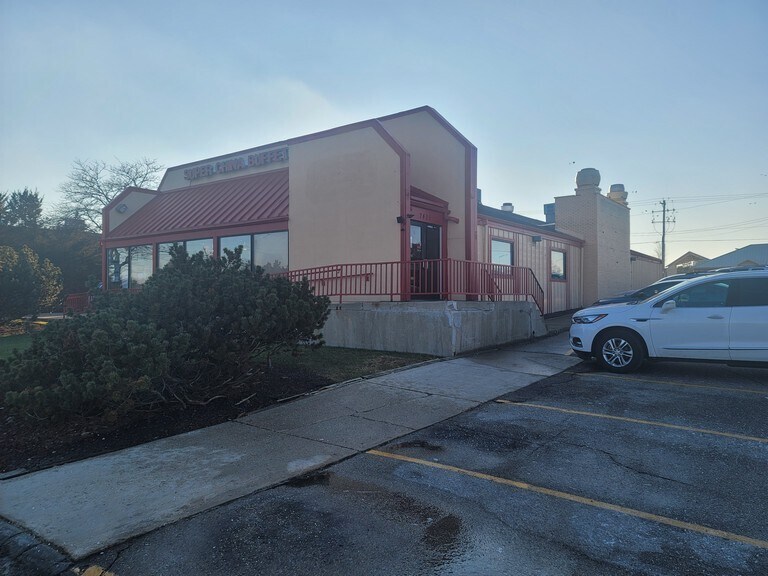 More Photos Of 5910-5960 75th St, Kenosha Unknown For Lease