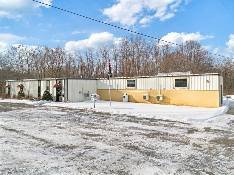 More Photos Of 120 Drummond Ave, Waterville Freestanding For Sale