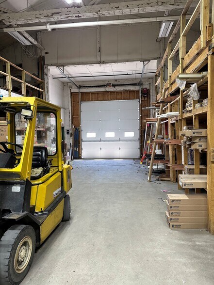 More Photos Of 103 River St, Sanford Manufacturing For Sale