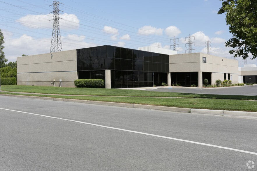 Primary Photo Of 10482 Enterprise Dr, Loma Linda Warehouse For Lease
