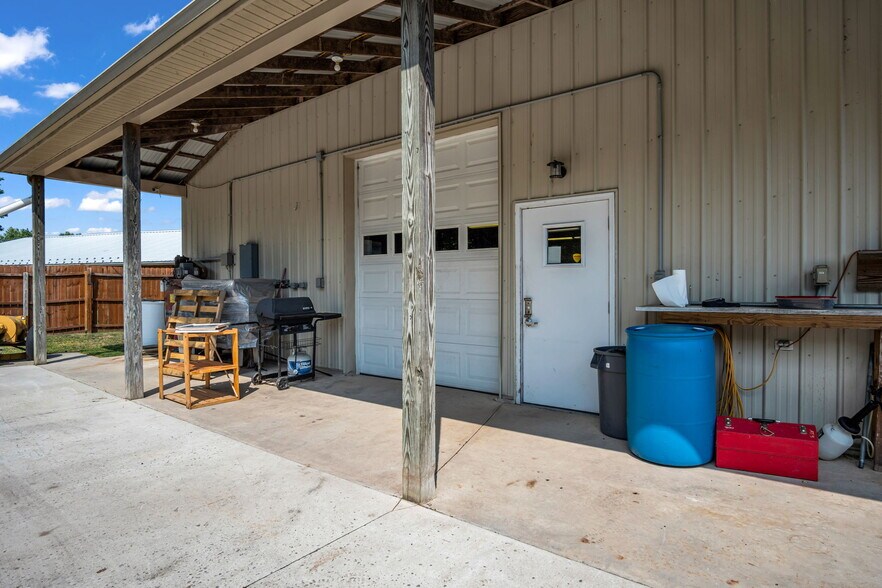 More Photos Of 3 Orchard Rd, Liverpool Winery Vineyard For Sale