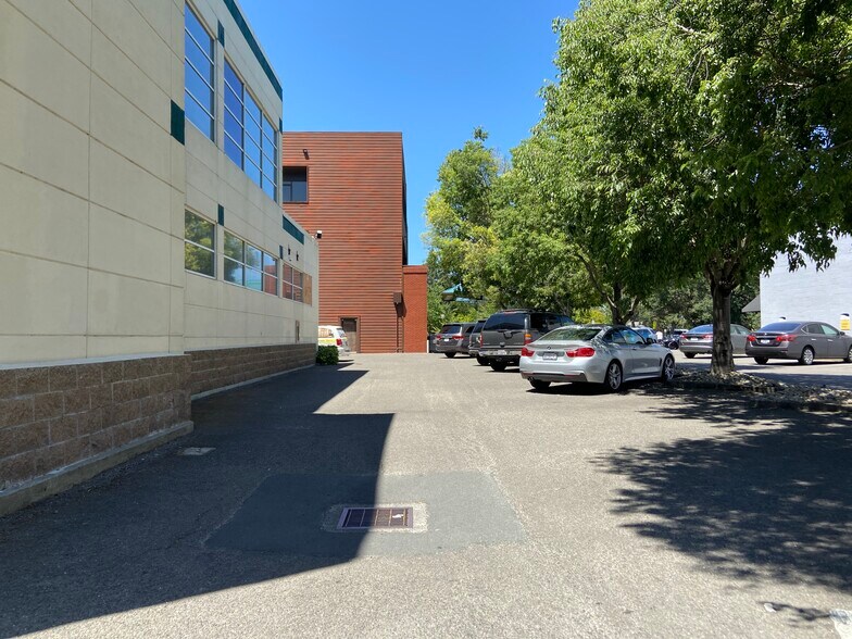 More Photos Of 801 4th St, Santa Rosa Office For Sale