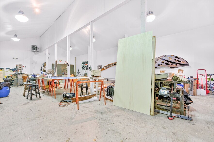 More Photos Of , Woodstock Unknown For Sale