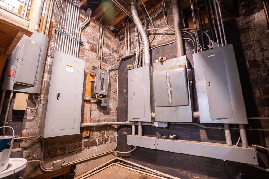 More Photos Of 21 1/2 W Main St, South Vienna Post Office For Sale