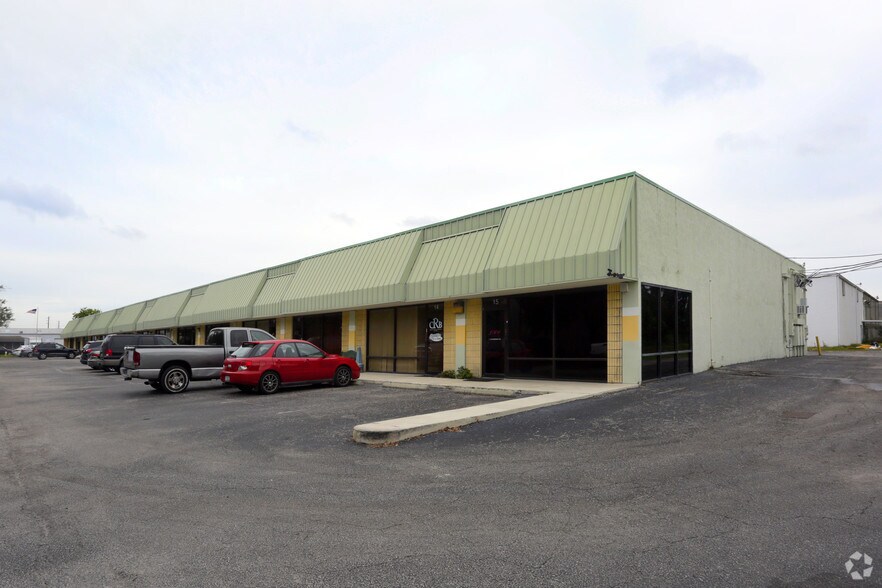 More Photos Of 3734 131st Ave N, Clearwater Warehouse For Lease