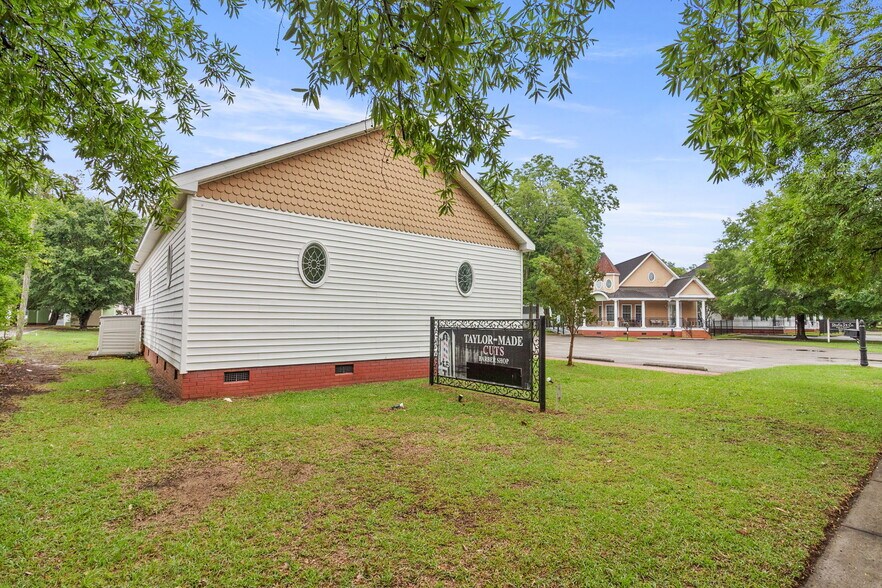 More Photos Of , Laurinburg Office For Sale