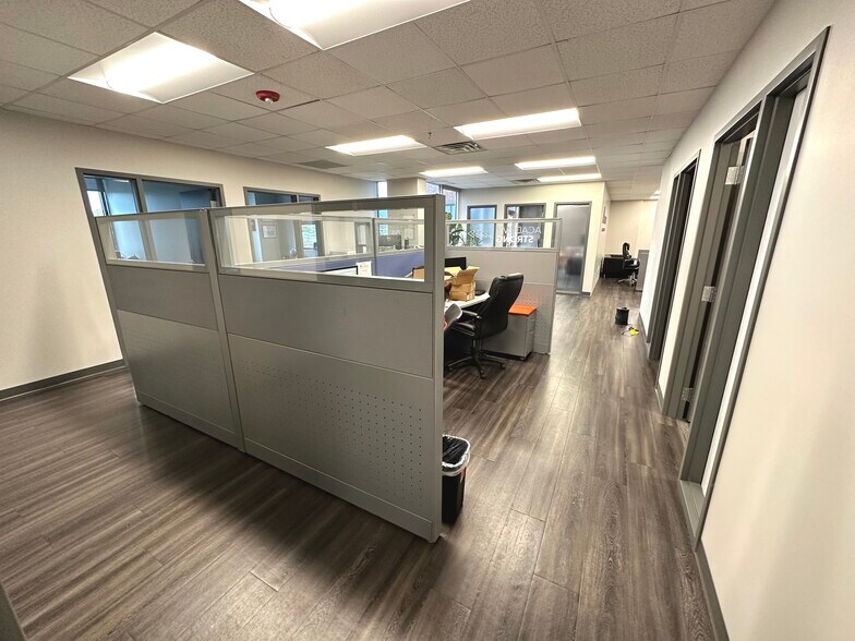 More Photos Of 45 W 10000 S, Sandy Office For Lease