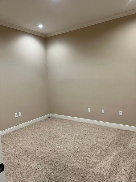 More Photos Of 4501 Cartwright Rd, Missouri City Unknown For Lease