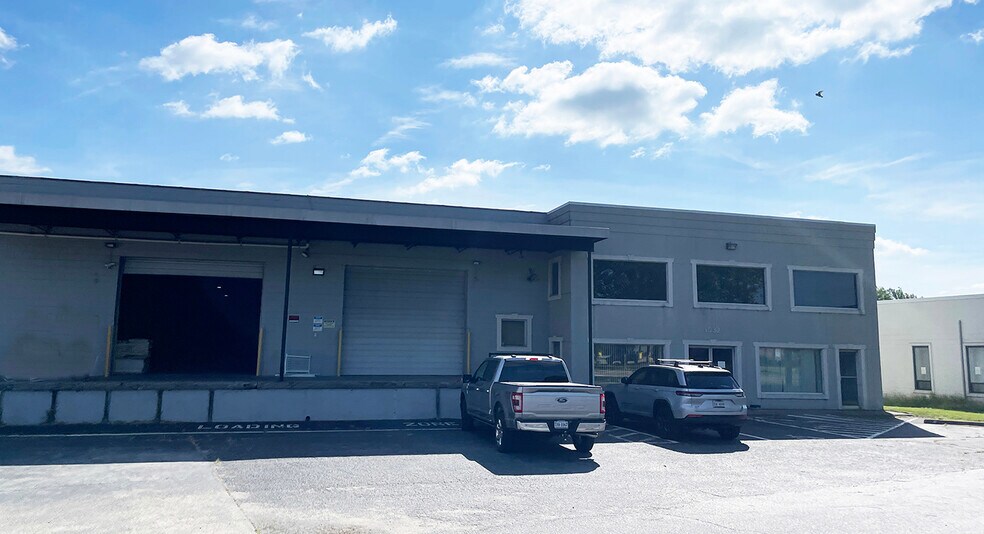 Primary Photo Of 1532 Ingleside Rd, Norfolk Warehouse For Lease