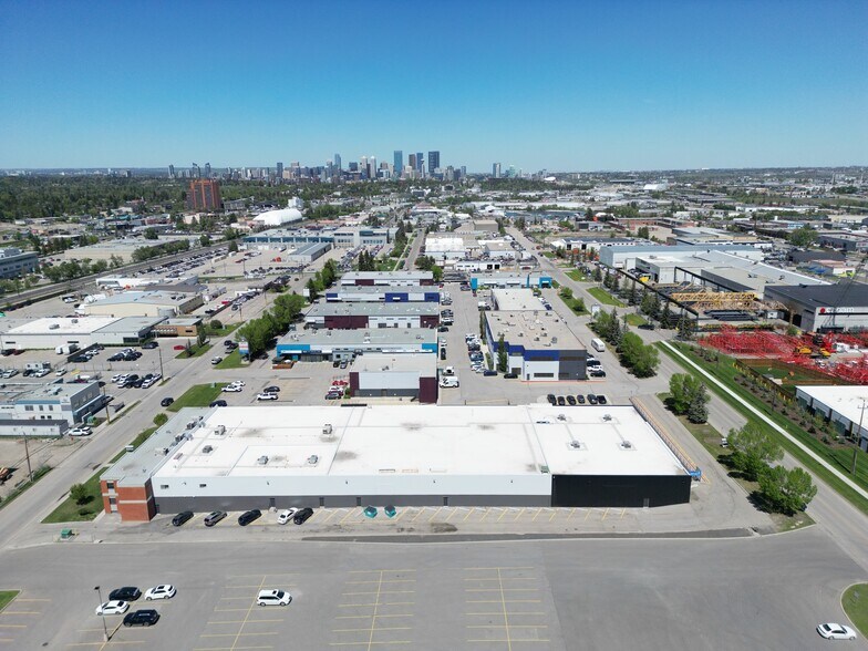 More Photos Of 5716 1st St SE, Calgary Flex For Lease