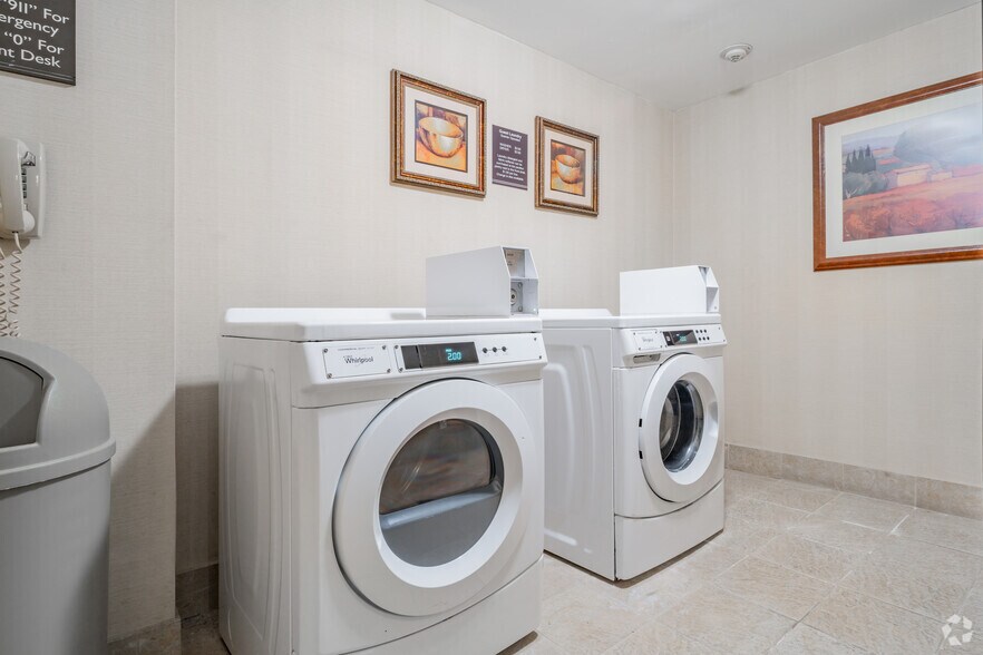 More Photos Of 12828 San Pedro Ave, San Antonio Hotel For Sale