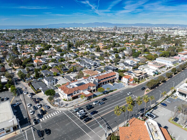 More Photos Of 2501 N Sepulveda Blvd, Manhattan Beach Medical For Lease