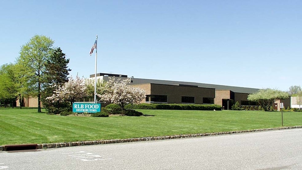 More Photos Of 2 Dedrick Pl, West Caldwell Refrigeration Cold Storage For Lease