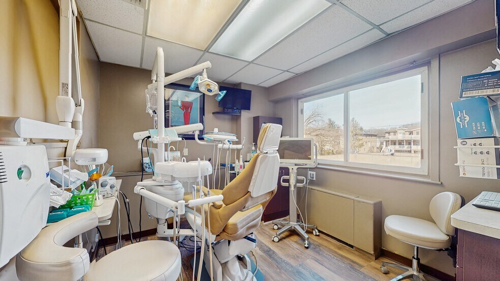 More Photos Of 2185 Lemoine Ave, Fort Lee Apartments For Sale