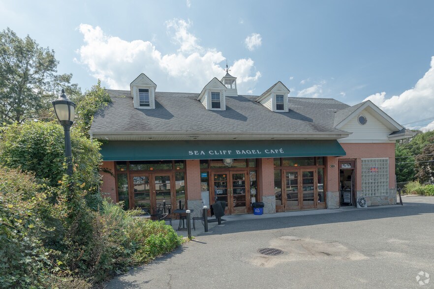 Primary Photo Of 478 Glen Cove Ave, Sea Cliff Restaurant For Sale