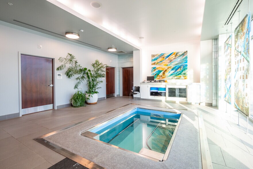 More Photos Of 225 Tomlinson Dr, Starkville Medical For Sale