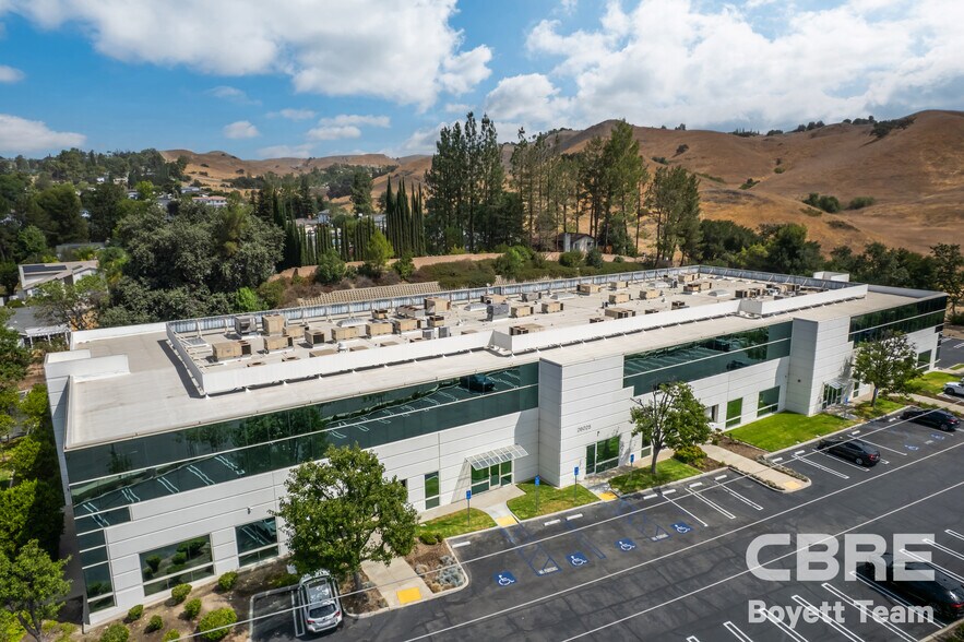 More Photos Of 26025 Mureau Rd, Calabasas Office For Sale