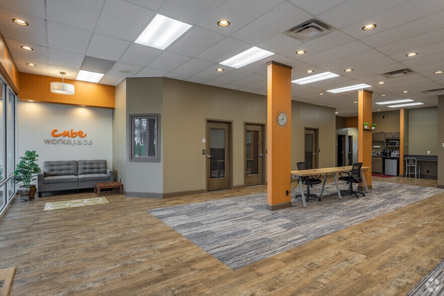 More Photos Of 375-409 Lear Rd, Avon Lake Unknown For Lease