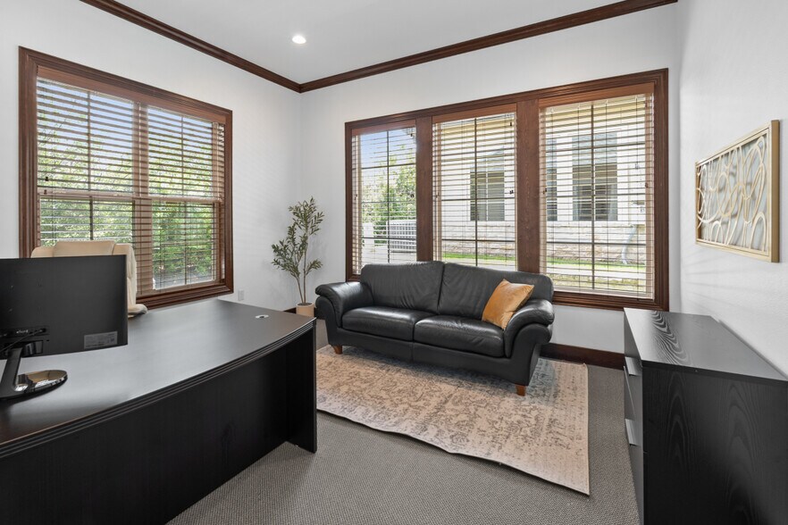 More Photos Of 6115 New Copeland Rd, Tyler Medical For Sale