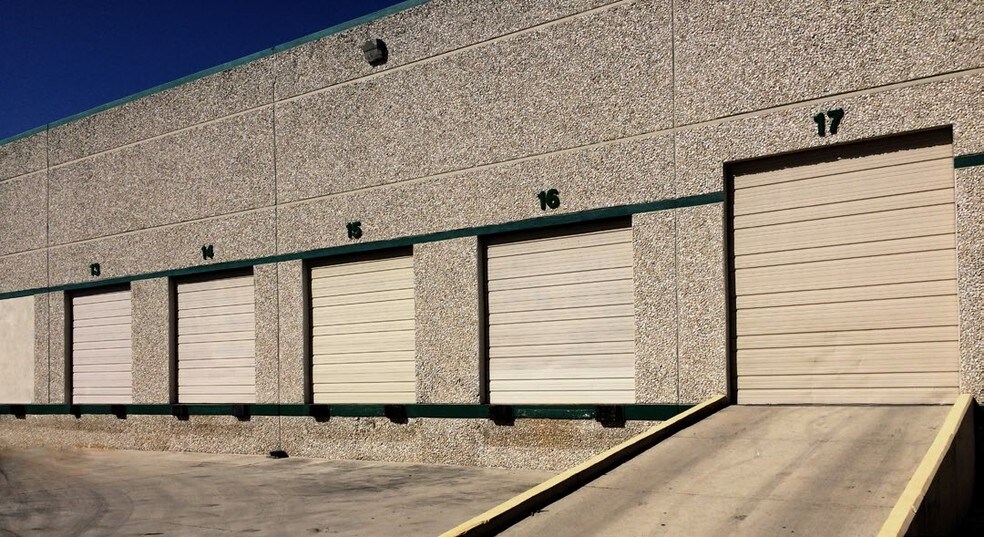 More Photos Of 8555 Loop 410 NE, San Antonio Distribution For Lease
