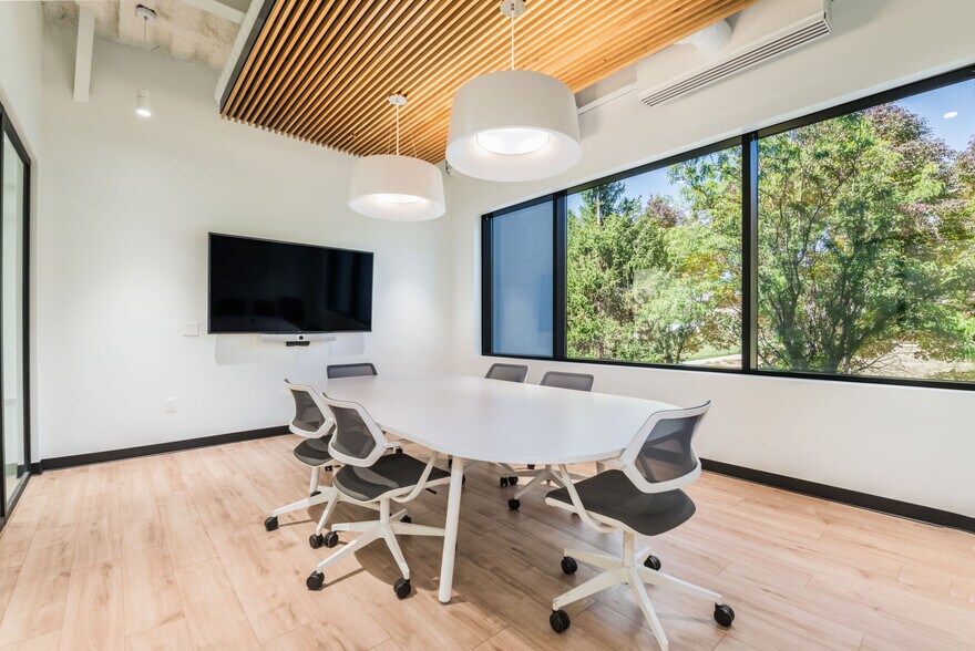More Photos Of 282 River Bend Ln, Provo Office For Sale